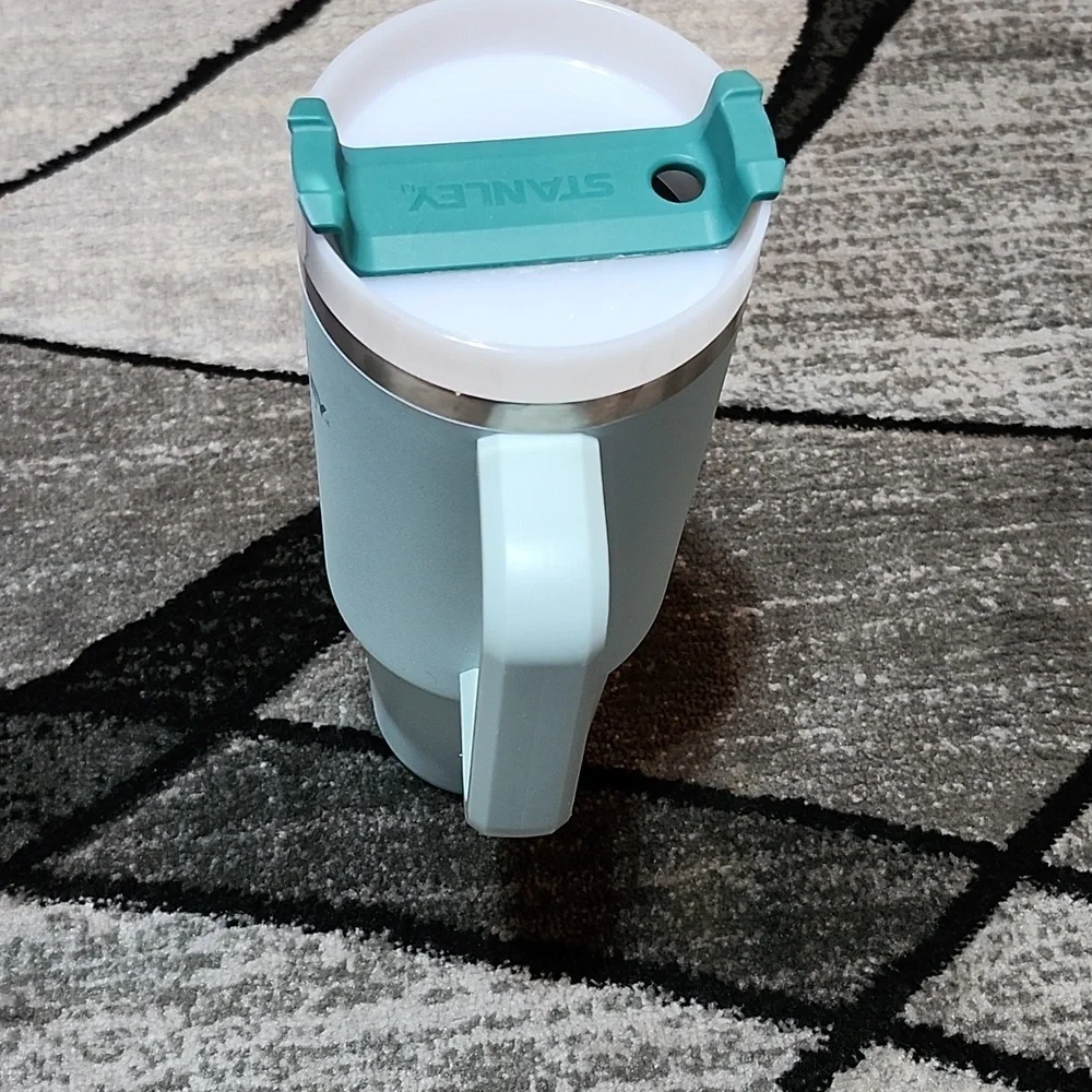 STANLEY ADVENTURE QUENCHER H2.0 TRAVEL SEAFOAM TUMBLER - Picture 4 of 13